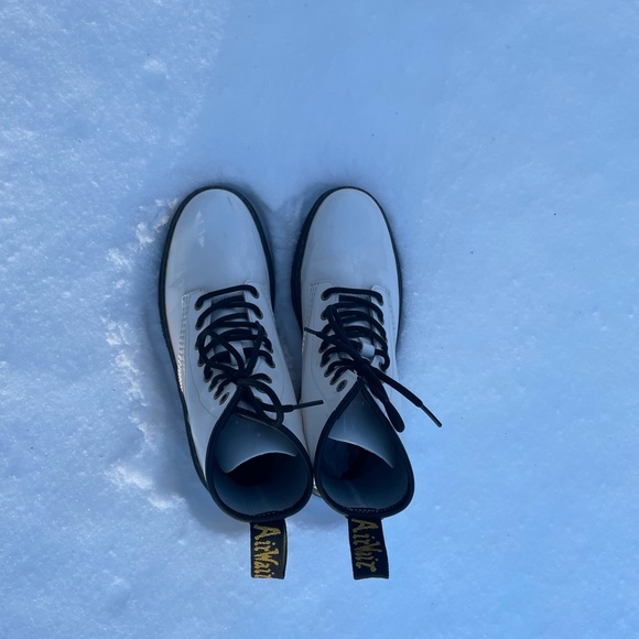 Not very worn and in really good condition
Sadly I don’t have the box - Picture 4 of 4